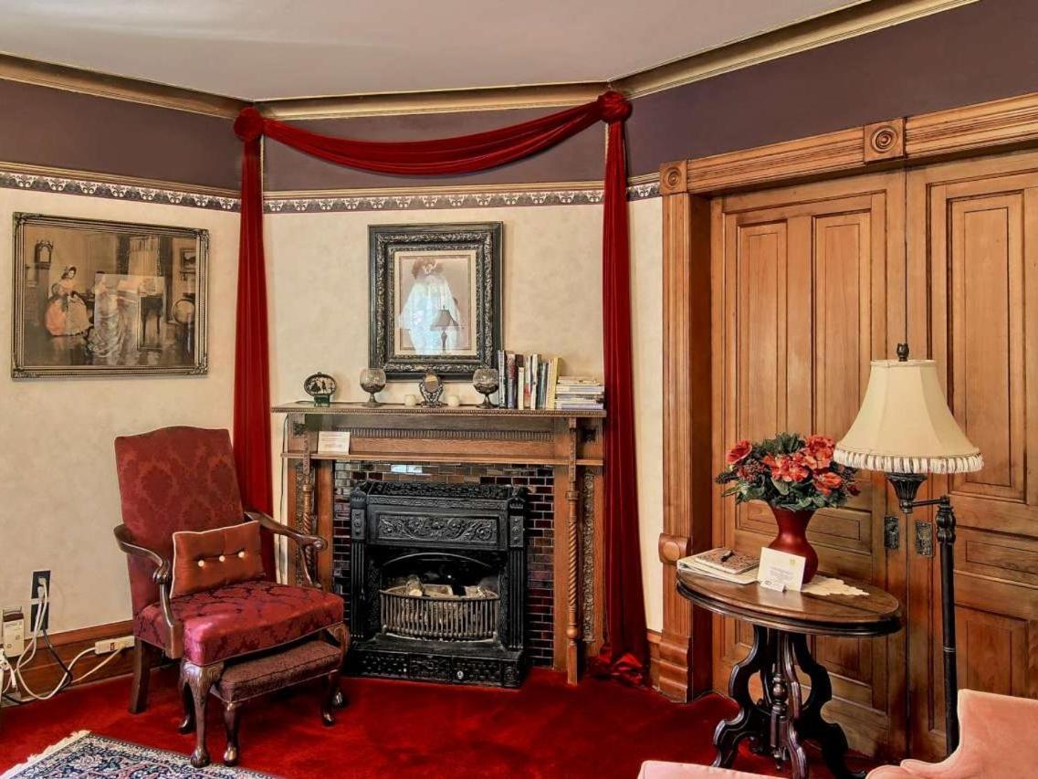 Grand Victorian B&B Inn Bellaire Rum bild