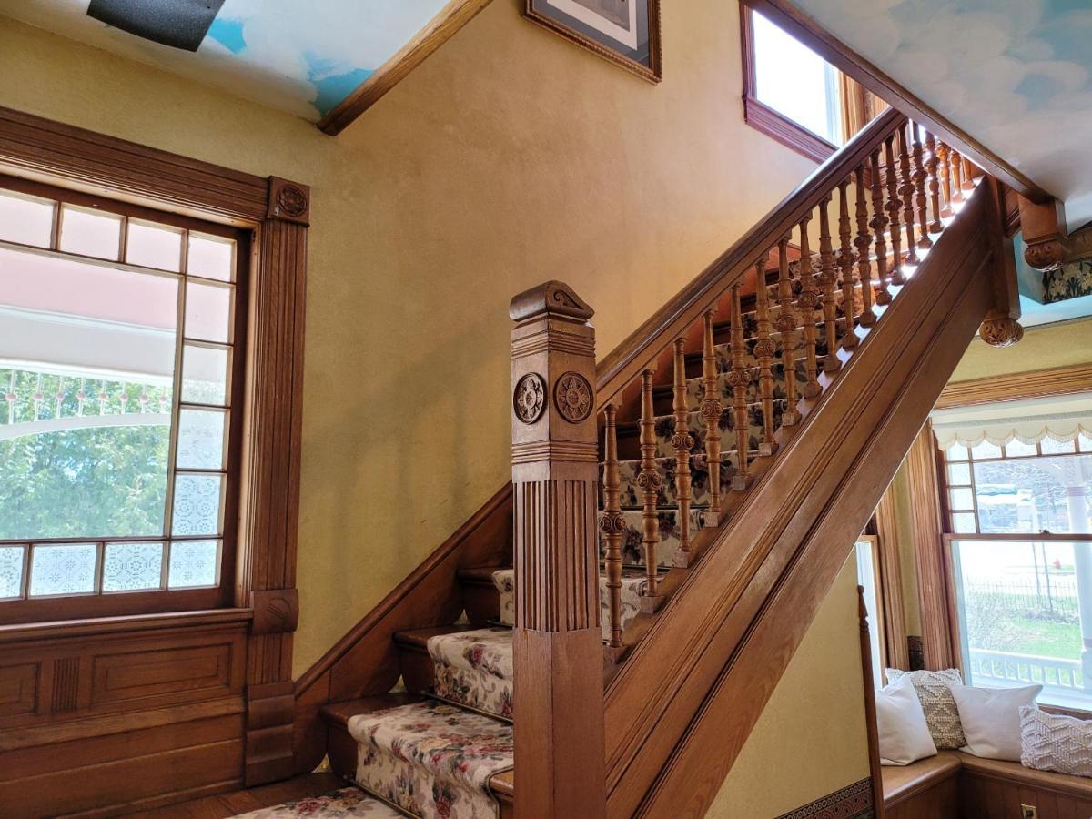 Grand Victorian B&B Inn Bellaire Exteriör bild