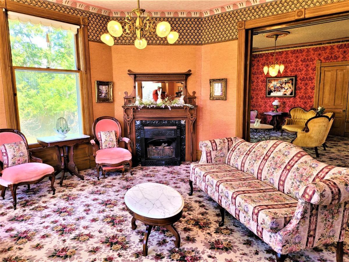Grand Victorian B&B Inn Bellaire Exteriör bild